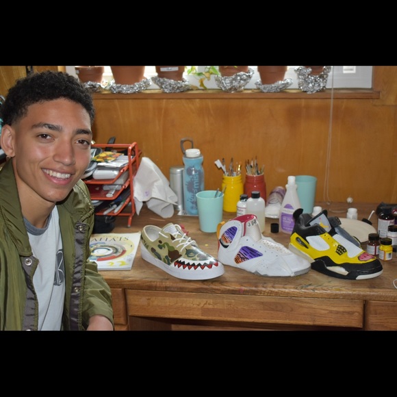 Meet your Posher, Elijah - Picture 1 of 1